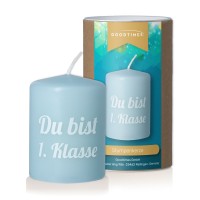 Goodtimes Stumpenkerze Hellblau "Du bist 1. Klasse"  Goodtimes Stumpenkerze Hellblau "Du bist 1. Klasse"
